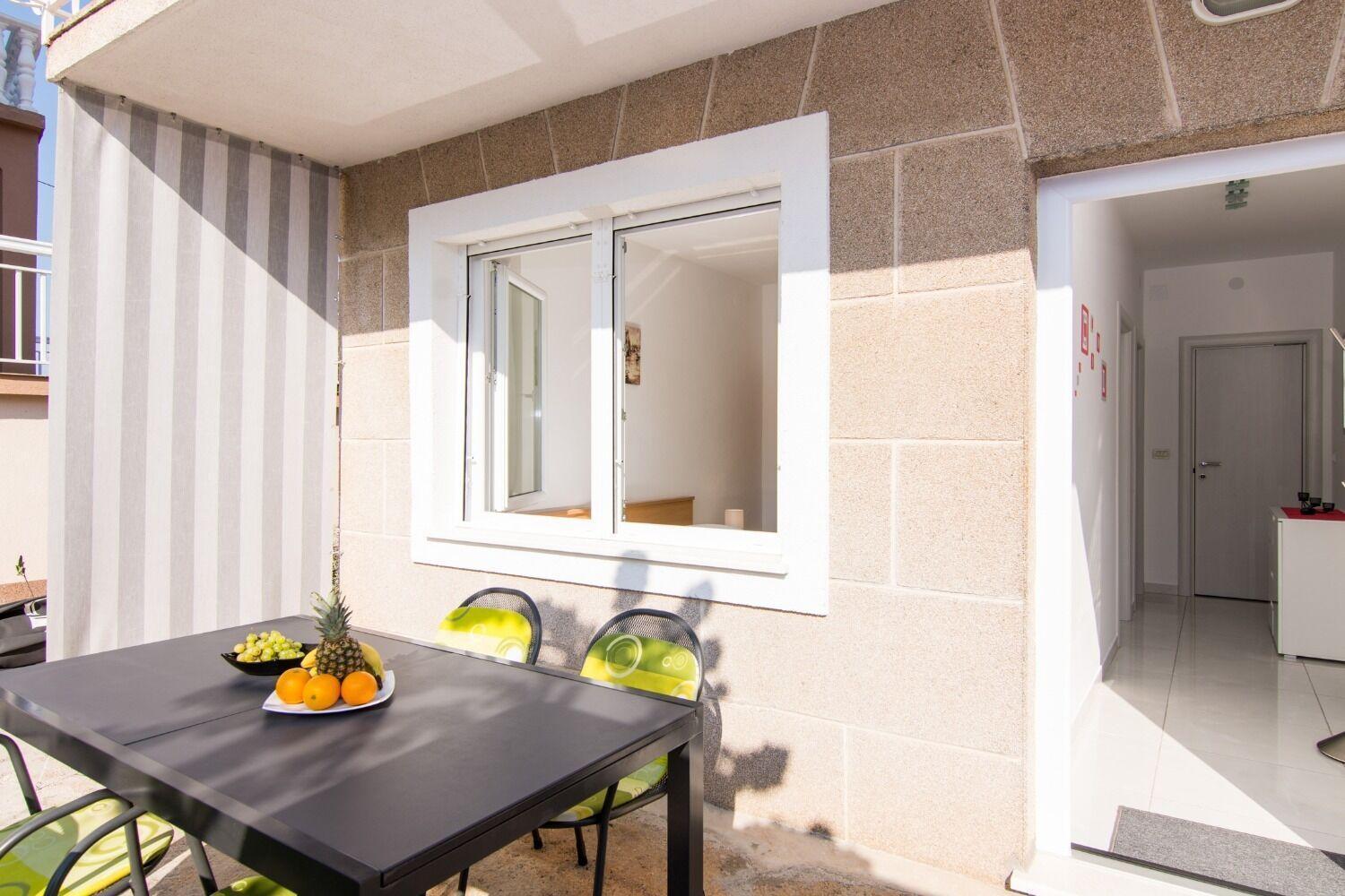 Apartments Ivica - Garden Terrace Слатине Экстерьер фото