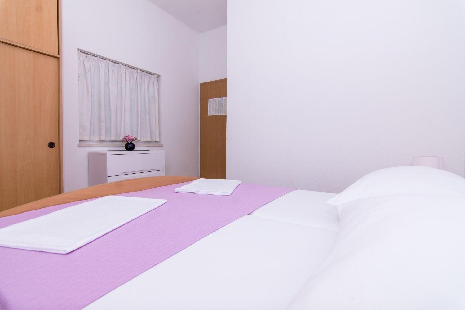Apartments Ivica - Garden Terrace Слатине Экстерьер фото